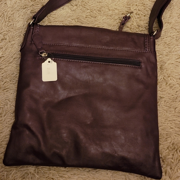 Purple purse - Picture 2 of 4